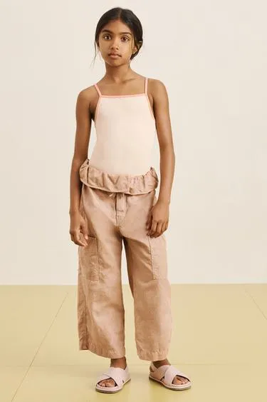 Купальник с прямым вырезом и перекрещивающимися лямками- Заказать в России