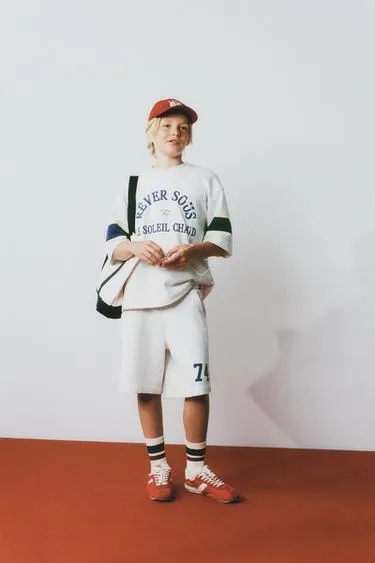 Футболка для пробежки с надписью- Заказать в России