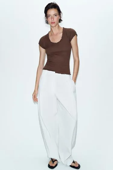 Футболка из смесового льна с короткими рукавами