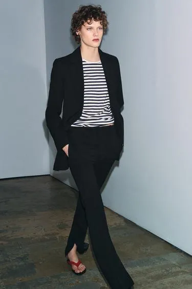 Футболка в полоску с короткими рукавами- Заказать в России