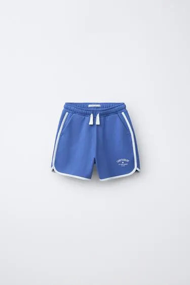 Шорты-джоггеры с контрастной отделкой