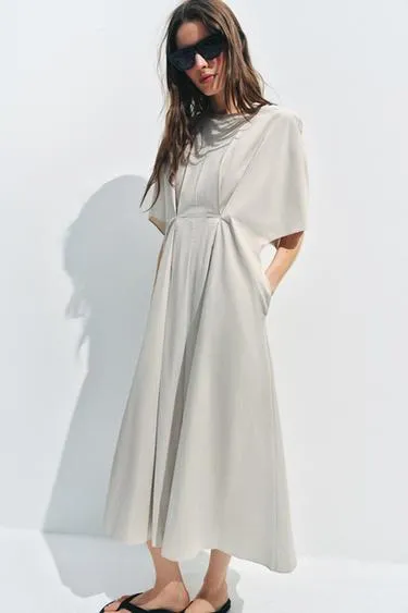 Платье из поплина со складками — коллекция Zara «Zw»- Заказать в России