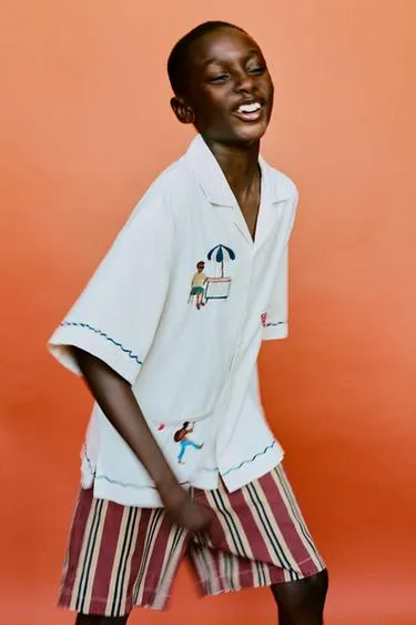 Рубашка боулинг с вышивкой из смесового льна- Заказать в России