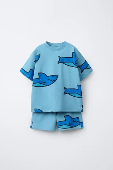 Комплект джоггинг футболка и шорты акулы- Заказать в России