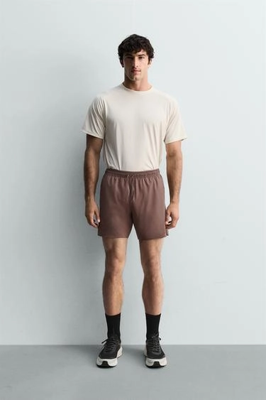 Спортивные шорты 7 