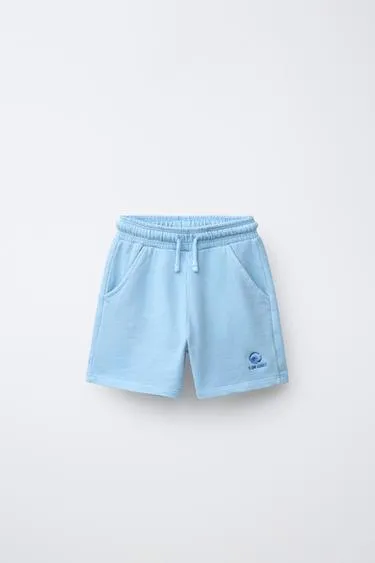 Шорты из мягкой ткани с окрашиванием и вышивкой