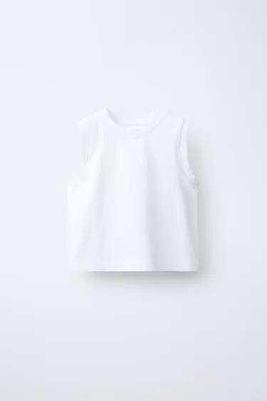 Футболка из плотного трикотажа с вышивкой