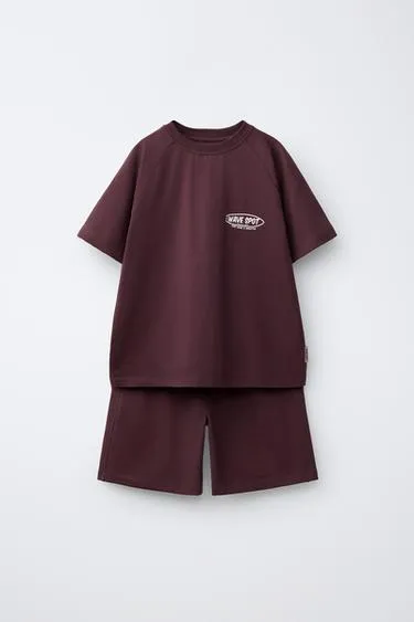 Комплект из футболки и шортов- Заказать в России