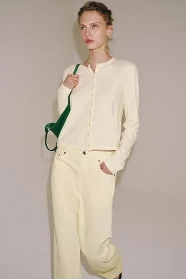 Футболка из 100% хлопка на пуговицах- Заказать в России