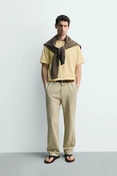 Футболка среднего веса с коротким рукавом- Заказать в России