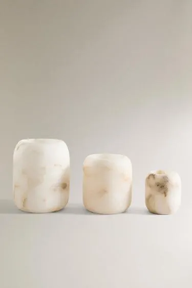 Подсвечник из алебастра