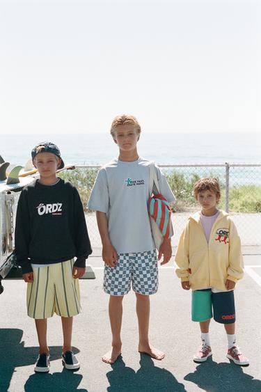 Zara Толстовка с логотипом купить с доставкой.