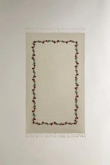 Пляжное полотенце с цветочным узором- Заказать в России