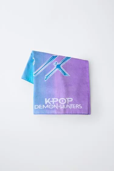 Полотенце «Kpop Demon Hunters» © Netflix