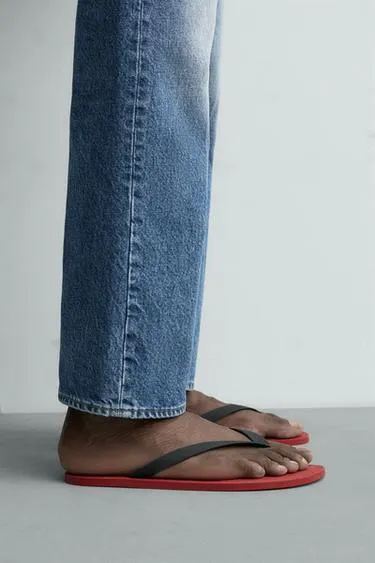 Сандалии Zara «Aaron Levine» с ремешками