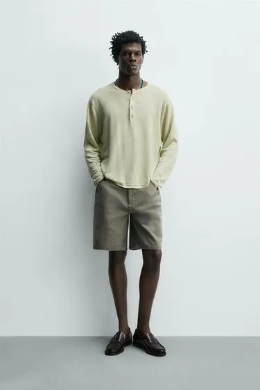 Джинсовые шорты стандартной посадки- Заказать в России