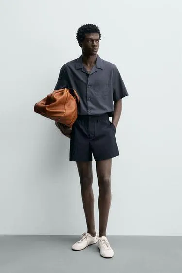 Укороченные шорты из высокотехнологичной ткани