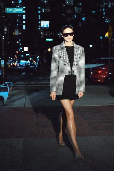 Блейзер асимметричного кроя — коллекция Zara «Zw»- Заказать в России