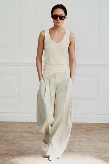 Футболка с пуговицами из льна- Заказать в России