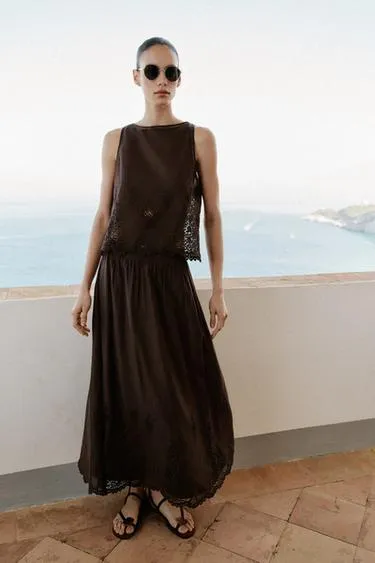 Топ с вышивкой и кружевом- Заказать в России