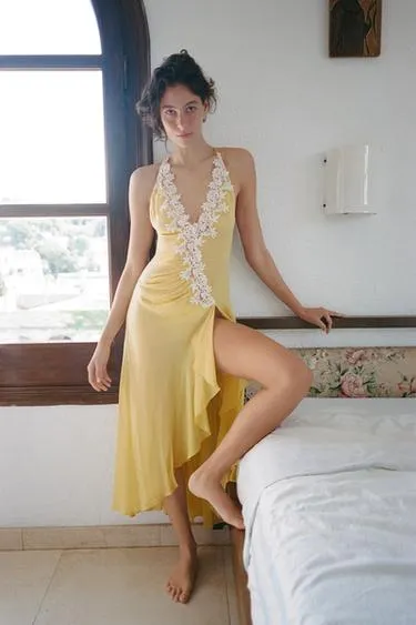 Платье из жоржета с кружевом и воланами- Заказать в России