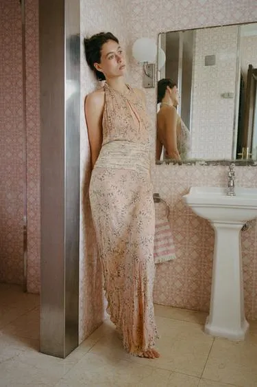 Платье халтер с цветочным принтом- Заказать в России