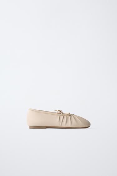 Zara Кожаные балетки купить с доставкой.