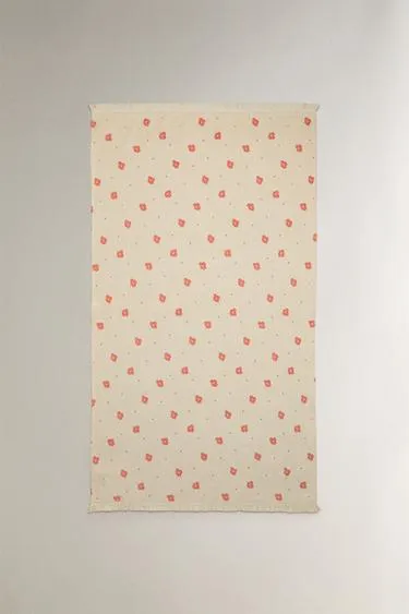 Пляжное полотенце с цветочным узором- Заказать в России