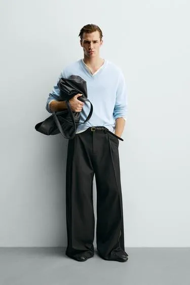 Брюки Wide Fit со складками- Заказать в России