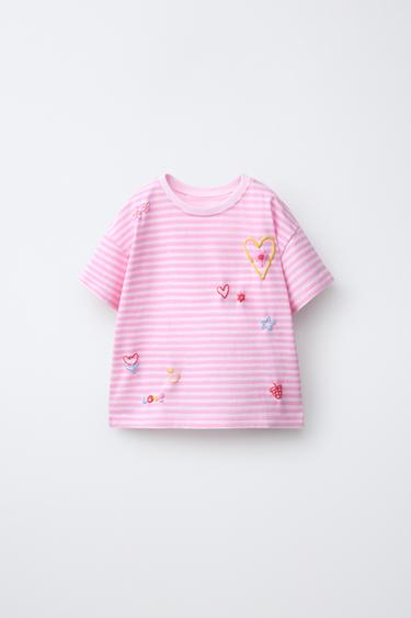 Футболка в полоску с рельефными деталями