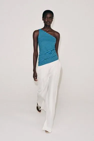 Топ в полоску асимметричного кроя- Заказать в России