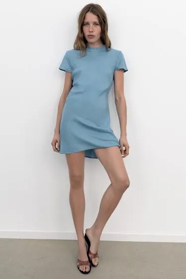 Мини-платье с открытой спиной- Заказать в России