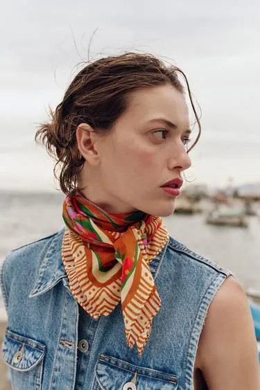 Платок с акварельным принтом из модала и шелка- Заказать в России