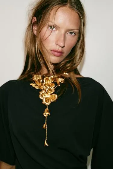 Двойное металлическое колье с цветами- Заказать в России