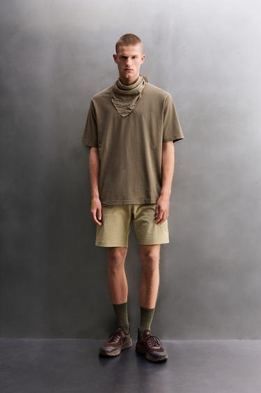 Zara Футболка стандартной посадки с принтом