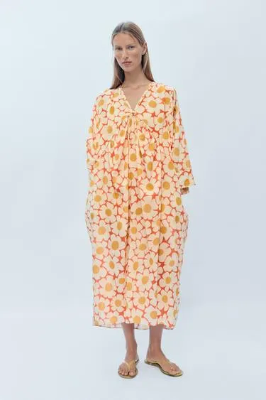 Сандалии на плоской подошве из коллекции limited edition