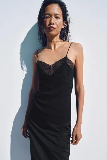 Рубчиковый топ с кружевом