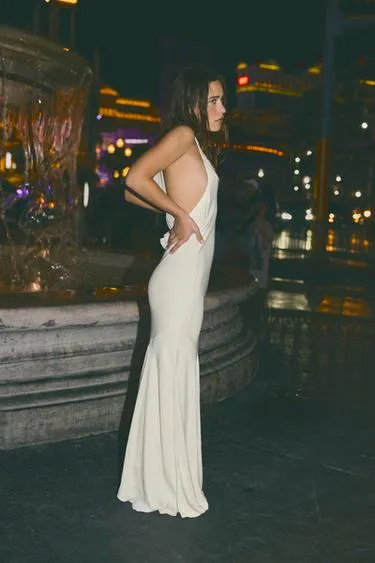 Длинное комбинированное платье из атласа- Заказать в России