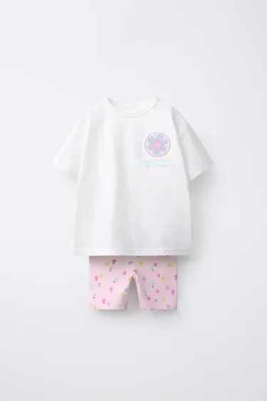 Комплект из футболки и велосипедных легинсов с цветочным принтом- Заказать в России