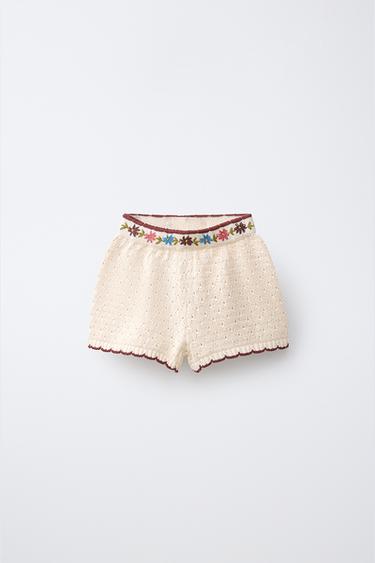 Zara Трикотажные шорты с вышивкой