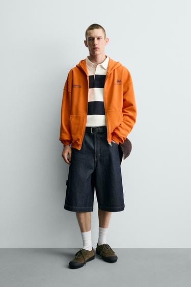 Zara Толстовка на молнии с контрастными надписями