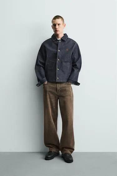 Джинсы Relaxed Fit с вощеным эффектом- Заказать в России