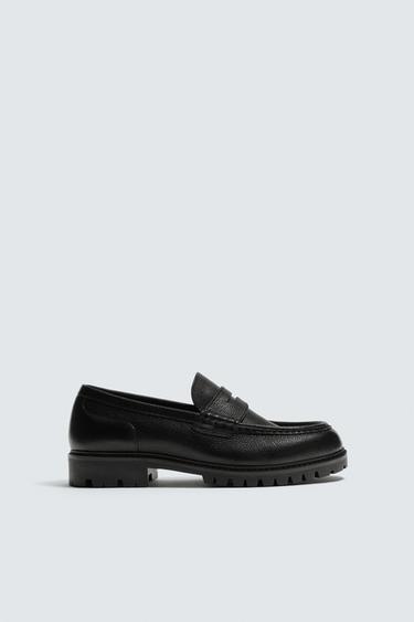 Zara Кожаные лоферы с планкой на рифленой подошве