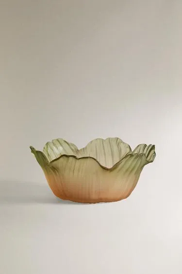 Стеклянная чаша цветочная