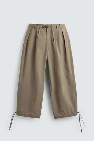 Брюки Balloon Fit с защипами