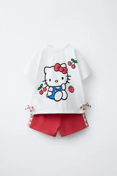 Комплект из футболки и бермуд с вишнями Hello Kitty ©- Заказать в России