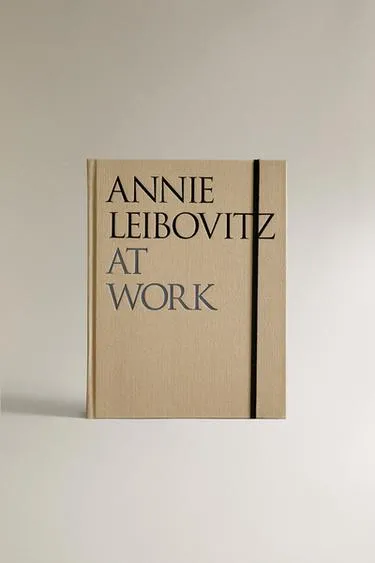 Книга «annie leibovitz: at work» (на английском)- Заказать в России