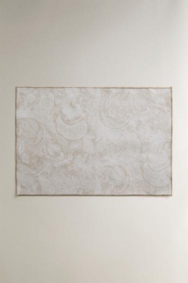 Zara Плетеная простыня с печаткой PAISLEY, покрытая смолой