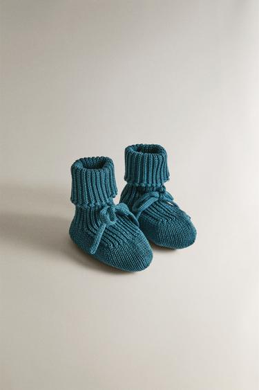 Zara Вязаные детские пинетки купить с доставкой.