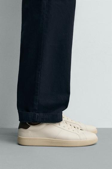 Zara Кроссовки с деталью на заднике